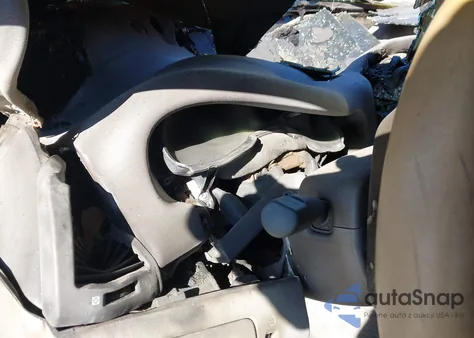 2004 Toyota Camry Std from USA, damaged, VIN 4T1BE32K24U364411